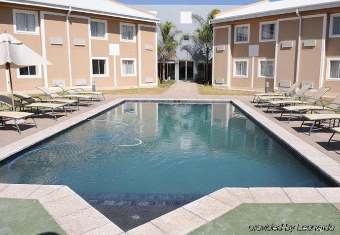 Protea Hotel By Marriott Ondangwa Buitenkant foto