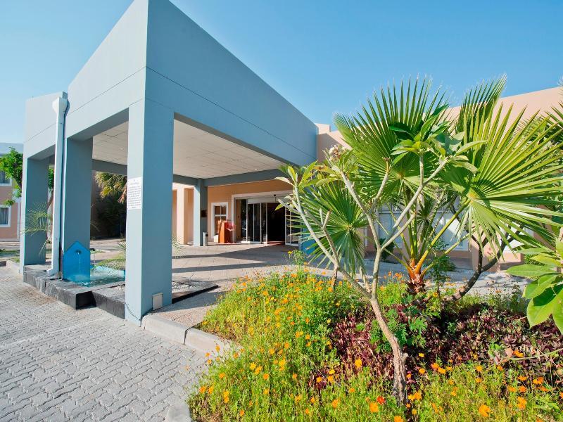 Protea Hotel By Marriott Ondangwa Buitenkant foto